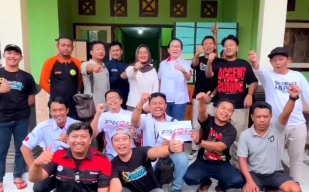 Foto bersama anggota dan kru Banyumas Slalom Team